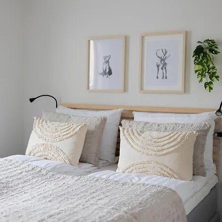 Hostit Cozy *